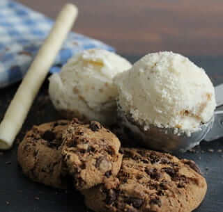 Eismaschine Test -Cookie Eis Rezept - bestes Keks Eis Rezept zum selbermachen