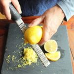 Badanis Zitronenreibe mit Zitronenabrieb